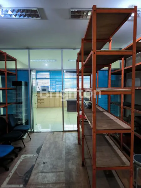 image RUKO 4 LANTAI DI PINGGIR JALAN MANGGA DUA (4)