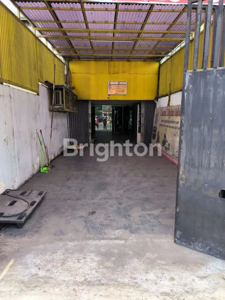 image RUKO 4 LANTAI DI PINGGIR JALAN MANGGA DUA (1)