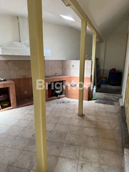 image TURUN HARGA !! SIAP HUNI TENGAH KOTA JALAN HALMAHERA (2)