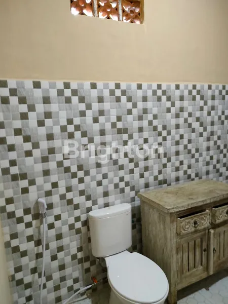 image DISEWAKAN RUMAH JOGLO LOKASI KEDUNGU (3)