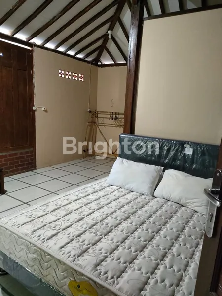 image DISEWAKAN RUMAH JOGLO LOKASI KEDUNGU (5)