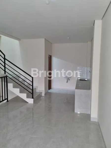 image RUKO BARU 3 LANTAI LOKASI MERUYA UTARA DISEWAKAN  (2)