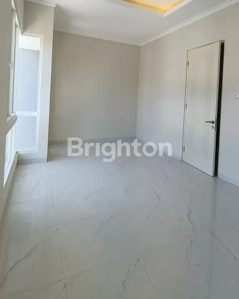 image RUMAH 2LT MANYAR KERTOADI DI TENGAH KOTA (7)