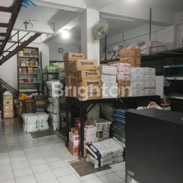 image RUMAH TULUNGAGUNG, SURABAYA (3)