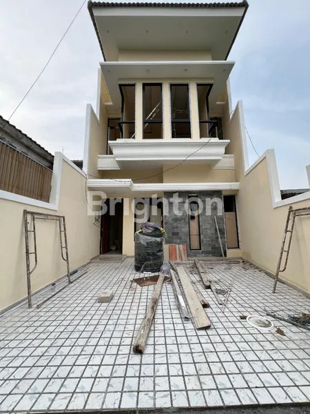 image RUMAH GUNUNG ANYAR EMAS, SURABAYA (1)