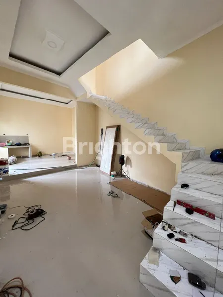 image RUMAH GUNUNG ANYAR EMAS, SURABAYA (5)