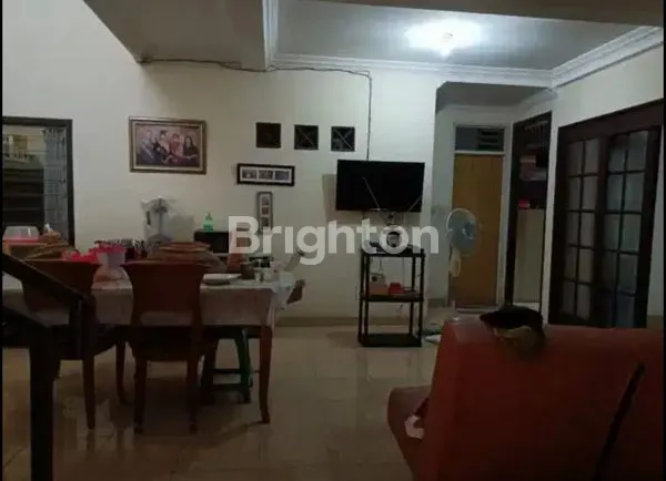 image RUMAH SIAP HUNI ASRI AMAN DI PURI INDAH (5)