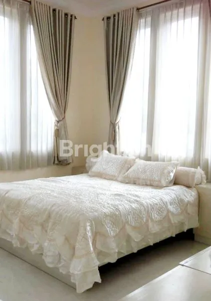 image RUMAH GREENVILLE POSISI HOOK FURNISH DURI KEPA JAKARTA BARAT (7)