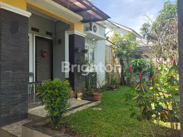 image RUMAH SIAP HUNI DALAM PERUMAHAN LOKASI STRATEGIS DEKAT TOL (1)