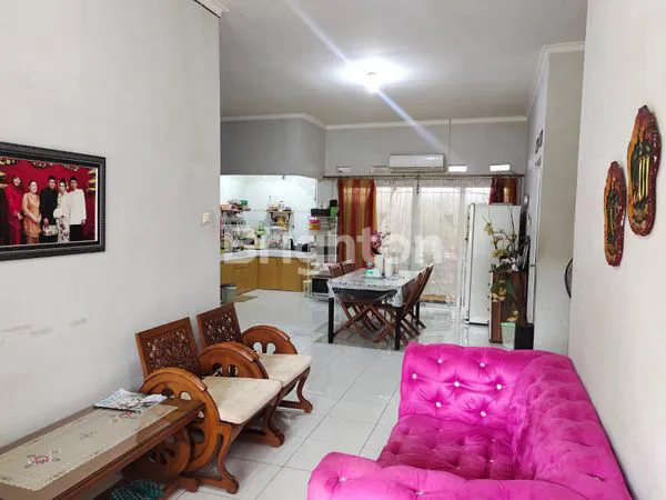 image RUMAH SIAP HUNI DALAM PERUMAHAN LOKASI STRATEGIS DEKAT TOL (3)