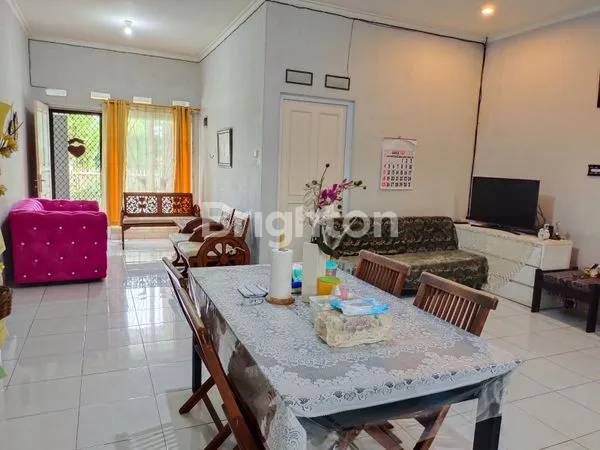 image RUMAH SIAP HUNI DALAM PERUMAHAN LOKASI STRATEGIS DEKAT TOL (4)