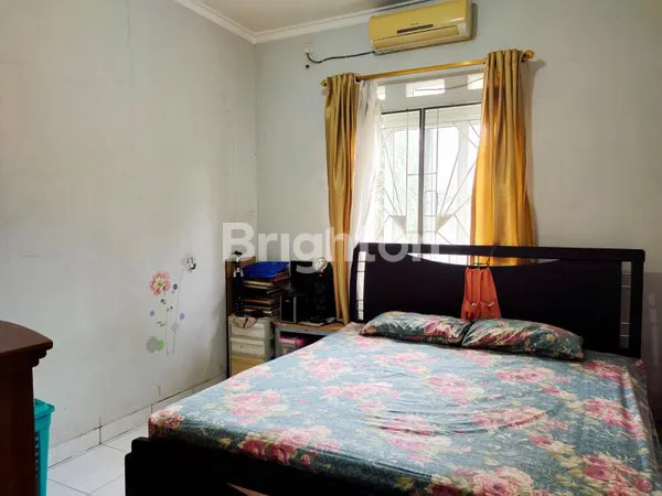 image RUMAH SIAP HUNI DALAM PERUMAHAN LOKASI STRATEGIS DEKAT TOL (5)