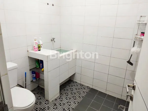 image RUMAH SIAP HUNI DALAM PERUMAHAN LOKASI STRATEGIS DEKAT TOL (8)