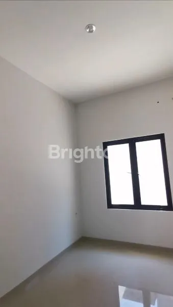 image RUMAH BARU GRESS 2 LT MINIMALIS MODERN LEBAK ARUM (5)