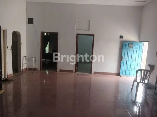 image RUKO DENGAN GARASI DAN RUANGAN LUAS DI TEGAL (4)