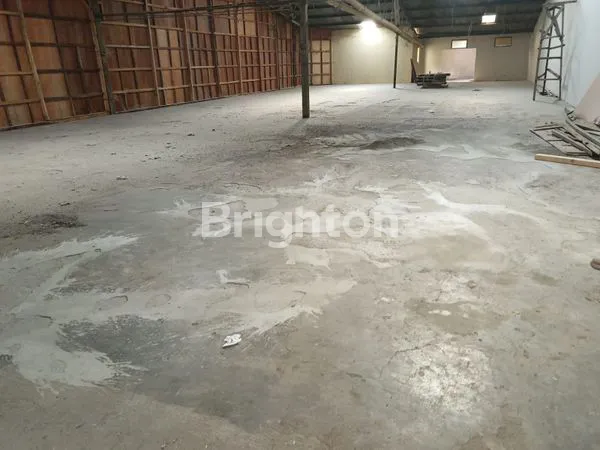 image GUDANG BERSIH DI MAINDROAD RANCAEKEK (2)