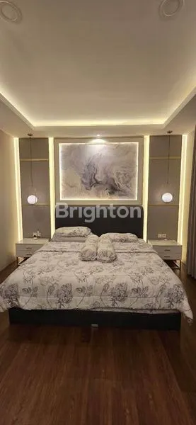 image RUMAH ROYAL RESIDENCE GREENWICH 2 LANTAI (2)