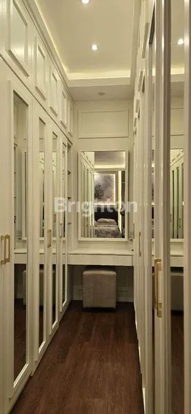 image RUMAH ROYAL RESIDENCE GREENWICH 2 LANTAI (3)