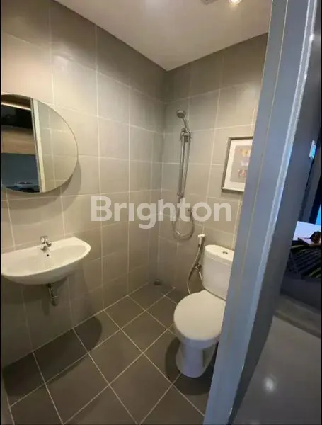 image RUMAH ROYAL RESIDENCE GREENWICH 2 LANTAI (7)