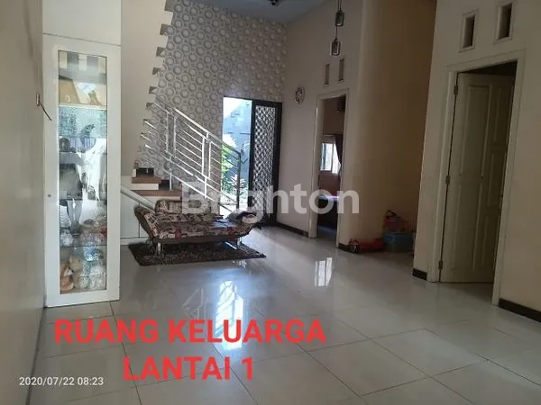 image DIJUAL RUMAH 2 LANTAI DI SAMBISARI (4)