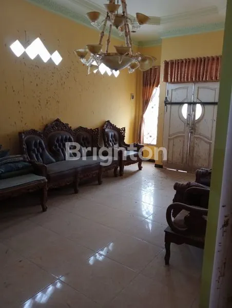 image RUMAH 2 LANTAI DI SAMBUTAN PELITA 5 (4)