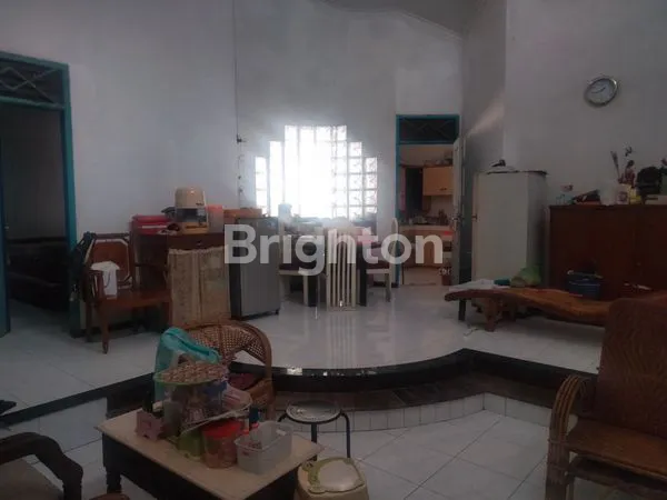 image RUMAH TENGAH KOTA DIJUAL MURAH (2)