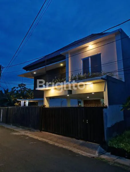 RUMAH SIAP HUNI,BARU RENOVASI,DI KEMBANGAN MERUYA JAKARTA BARAT