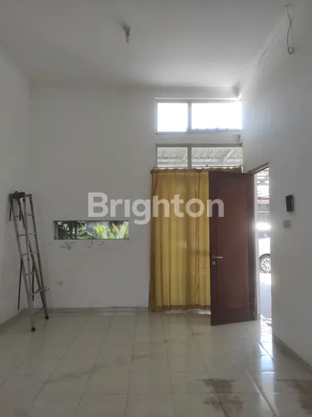 image RUMAH DI DIAMOND REGENCY KEPUTIH DEKAT KAMPUS ITS, HANGTUAH, KEPUTIH, ARAYA, KERTAJAYA (4)