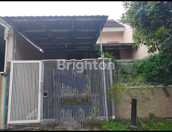 image RUMAH DI PURI SAFIRA CLUSTER DE AMILIA, SIAP HUNI, ROW JALAN 2,5 MOBIL (1)