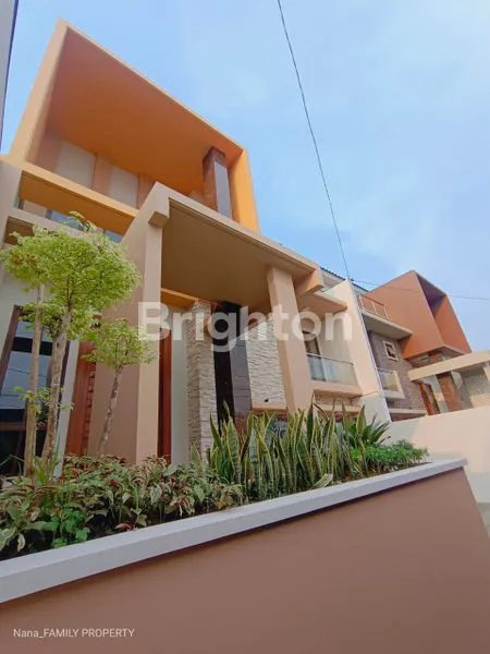 image RUMAH BARU 3 LANTAI HARGA 6,7M NEGO.  (3)