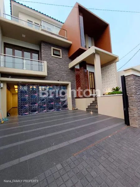 image RUMAH BARU 3 LANTAI HARGA 6,7M NEGO.  (1)