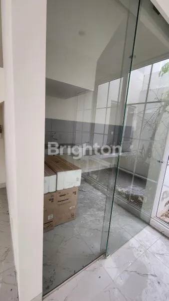 image RUMAH 2 LANTAI CLUSTER REGALIA LAVON 1 SUVARNA SUTERA (3)