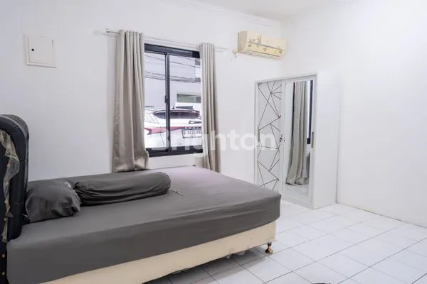 image RUMAH KOST DIJUAL CEPAT HITUNG TANAH SAJA DI JAKARTA SELATAN (6)