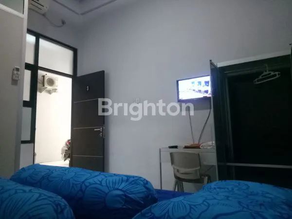 image BANGUNAN KOS 16 KAMAR SIAP CETAK RUPIAH , NOL JALAN RAYA (6)