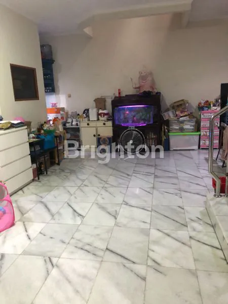 image RUMAH SIAP HUNI DI MENTENG JAKARTA PUSAT (1)