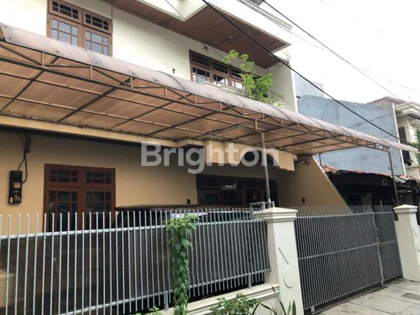 image RUMAH SIAP HUNI DI MENTENG JAKARTA PUSAT (4)