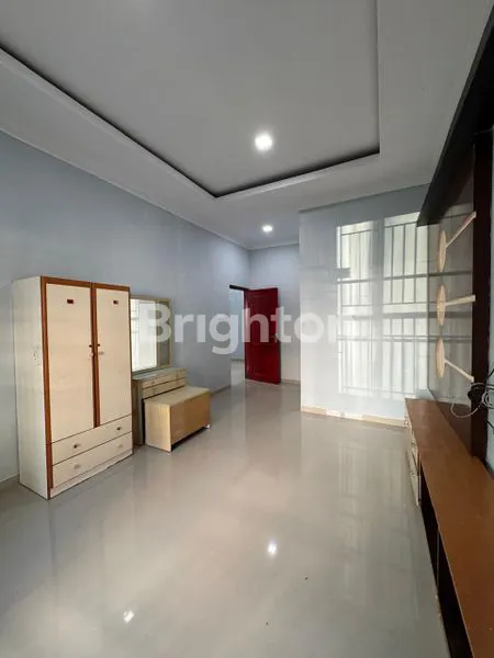image RUMAH SEWA HOOK 2 LANTAI LOKASI STRATEGIS DI TAMAN KOTA BALOI (4)