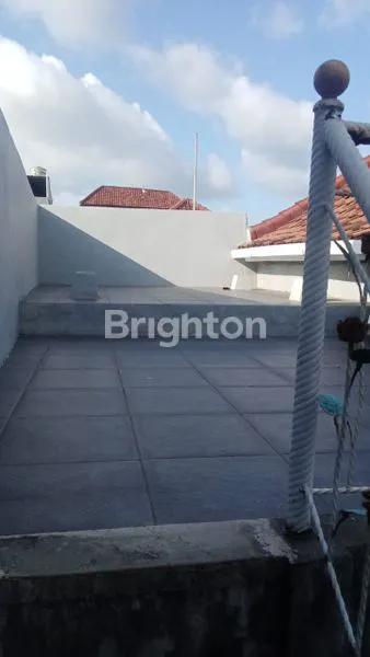 image RUMAH 1 LANTAI SIAP HUNI DI KOMPLEK PERUMAHAN JIMBARAN (6)