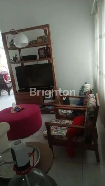 image RUMAH 1 LANTAI SIAP HUNI DI KOMPLEK PERUMAHAN JIMBARAN (7)