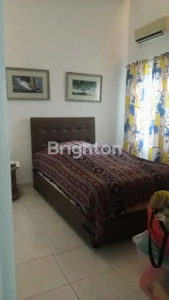 image RUMAH 1 LANTAI SIAP HUNI DI KOMPLEK PERUMAHAN JIMBARAN (4)