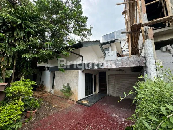 image RUMAH 2 LANTAI ROW 2 MOBIL LEGA JELAMBAR (1)