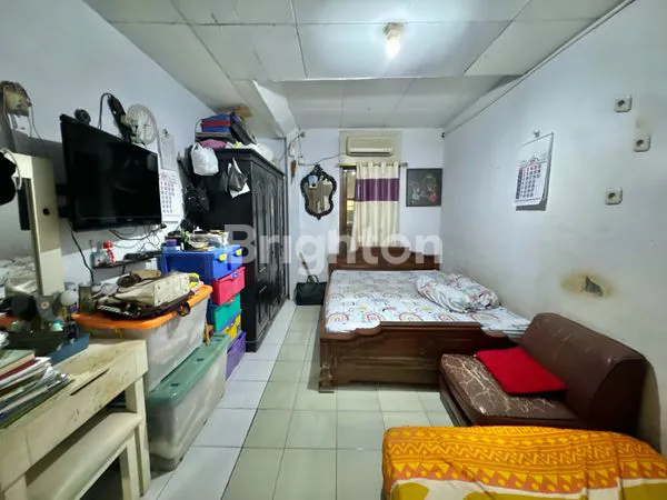 image RUMAH 2 LANTAI ROW 2 MOBIL TANJUNG DUREN UTARA, COCOK DIJADIKAN KOST (8)