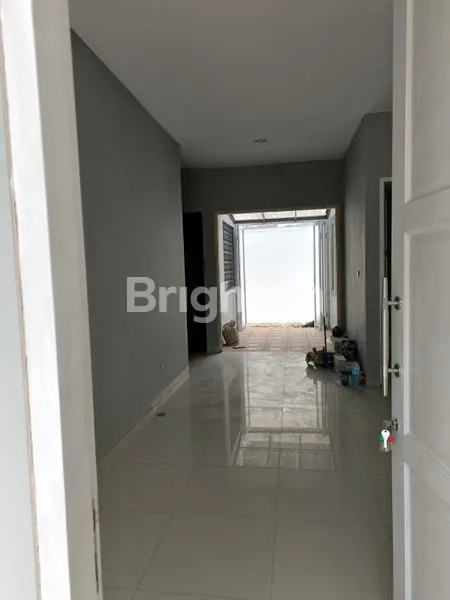 image RUMAH CANTIK DIJUAL DI PERUMAHAN CITRALAND (3)