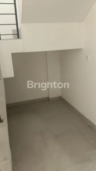 image RUKO TERAS 9 SUVARNA SUTERA, TANGGERANG, CIKUPA (8)