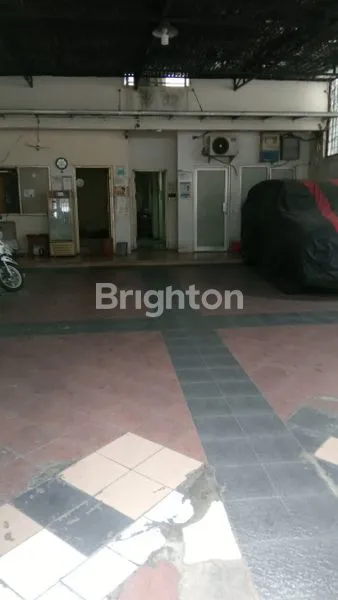 image WOW TURUN HARGA DARI 7M JADI 5M SAJA RUMAH KOSAN 2 LANTAI KARANG ANYAR (2)