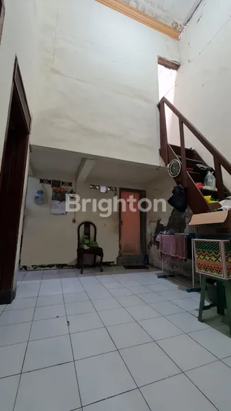 image RUMAH SEMOLOWARU ELOK LOKASI STRATEGIS DEKAT RAYA MERR, GALAXY MALL, KLAMPIS, BRATANG, MANYAR, NGAGEL, SEMAMPIR (6)