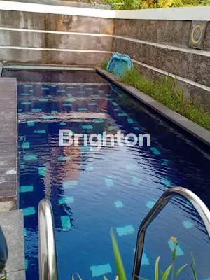 image RUMAH LENGKAP DENGAN POOL DINUSA DUA (3)