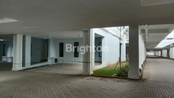 image RUMAH HOEK DOUBLE DEKER MARGONITE TANGERANG (5)