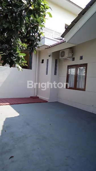 image RUMAH SIAP HUNI DI KENCANA LOKA BSD (2)