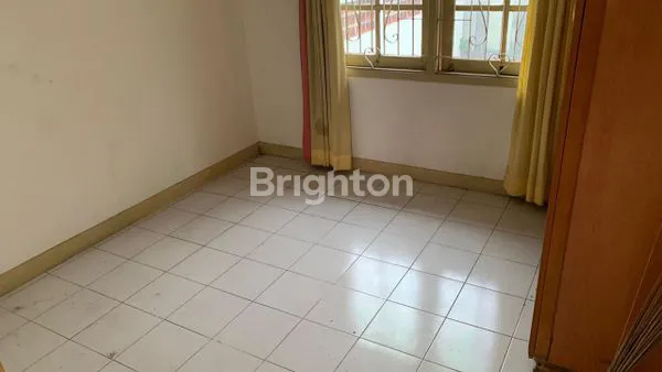 image RUMAH LUAS DI GRIYA LOKA BSD (5)